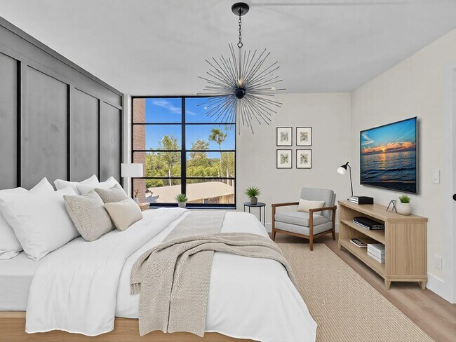 Building Photo - 21 Royal Palm Way