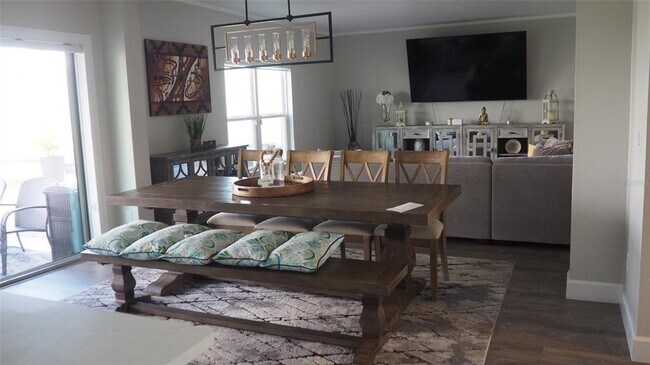 Building Photo - 216 Denali St