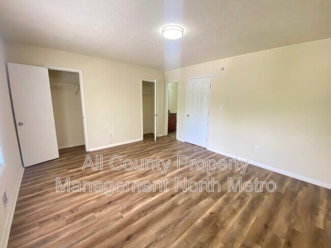 Building Photo - 3054 Destin Cir