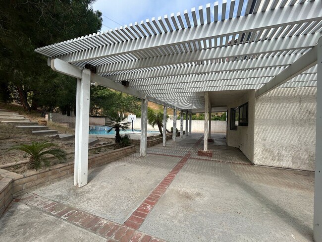 Building Photo - 3068 Prado Ln