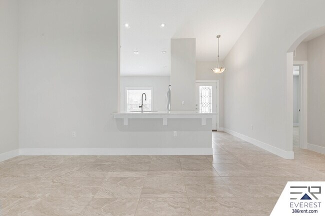 Building Photo - 22 Woodlyn Ln