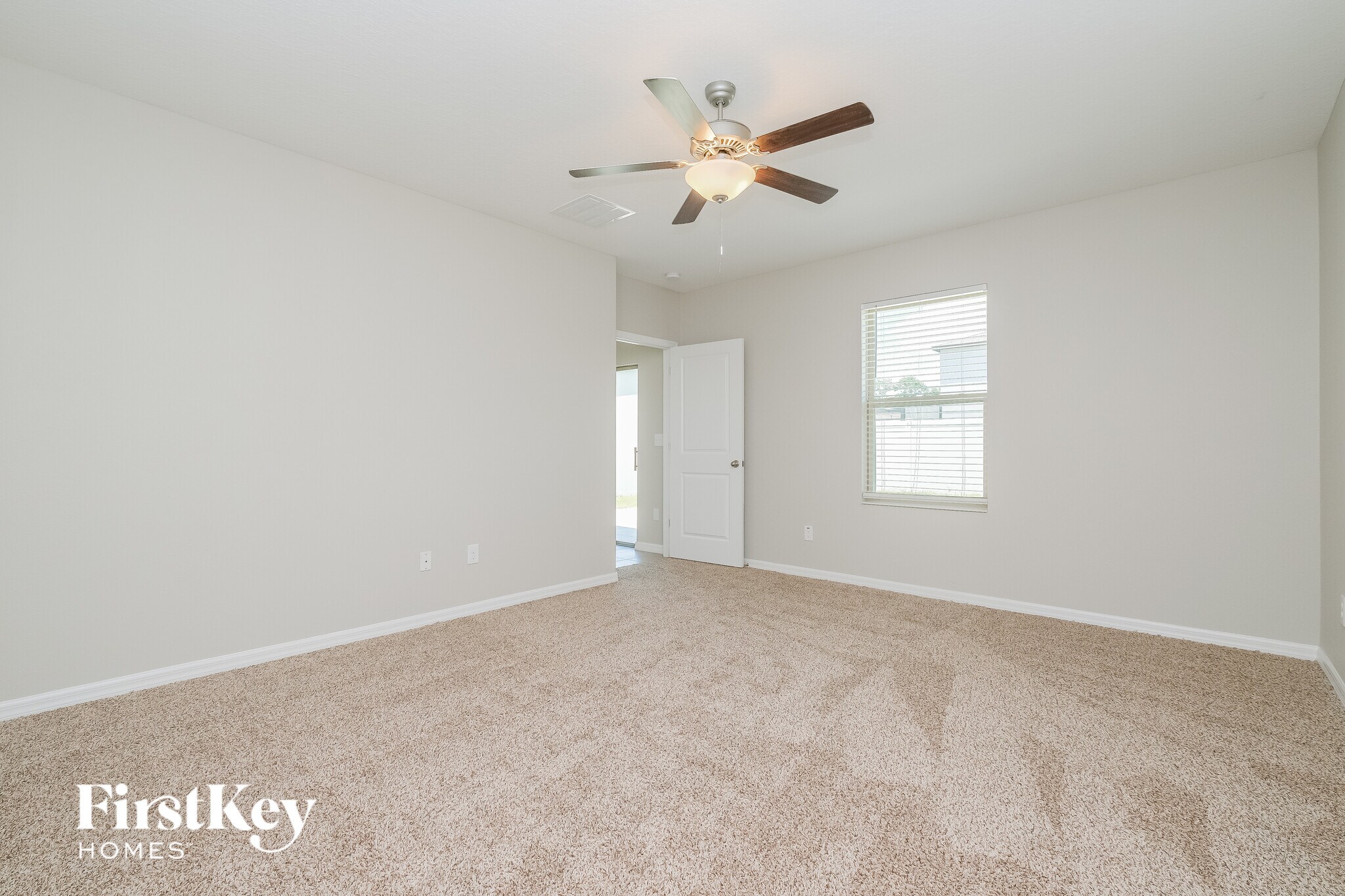 Building Photo - 7410 Pearly Everlasting Ave