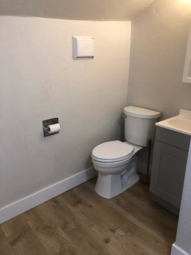 Building Photo - 500 S Mathilda St