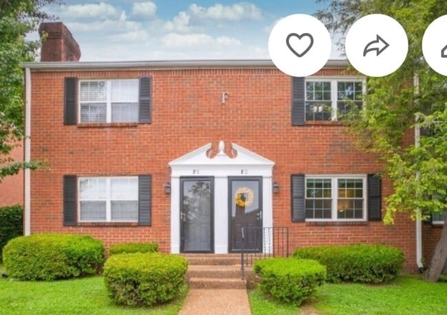 Building Photo - Charming 2BR Townhome in Franklin