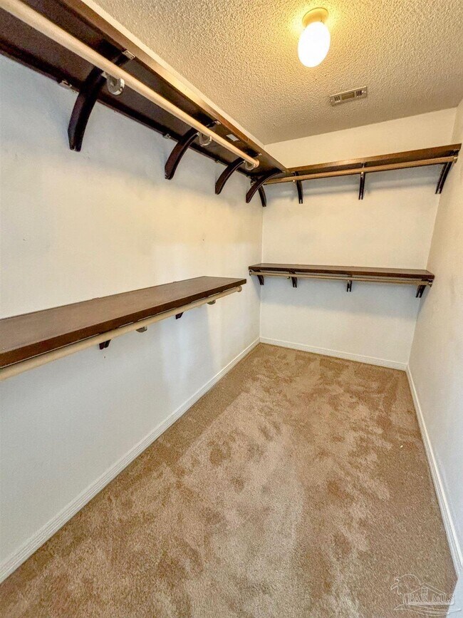 Building Photo - 5494 Keel Dr