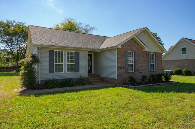 Building Photo - 112 Heritage Dr