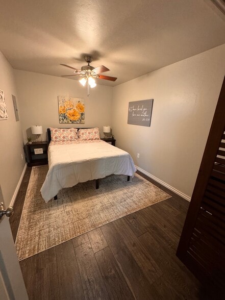 Building Photo - 1207 W Gore Blvd