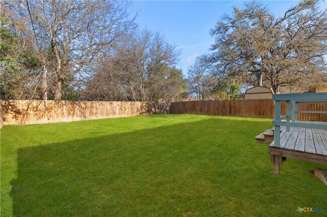 Building Photo - Well-Maintained 3-Bedroom Home – Ideal for Students & Professionals!