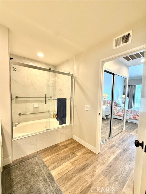 Building Photo - 38613 Wisteria Dr