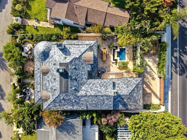 Building Photo - 31512 Bluff Dr