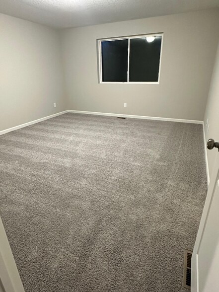 Building Photo - 7619 148th Trl