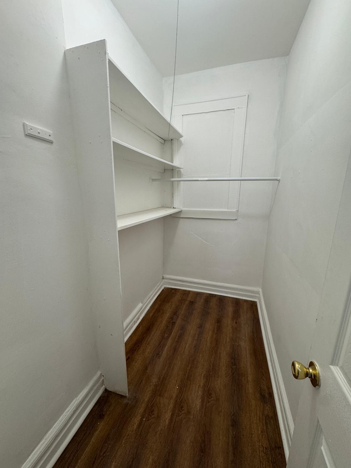 Building Photo - 55 Schley St