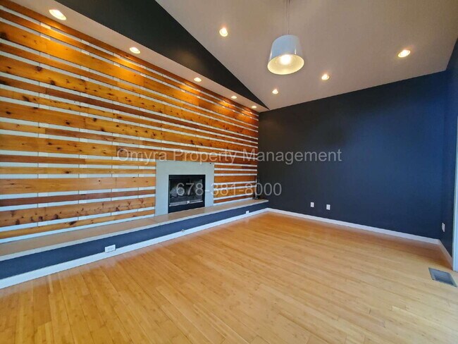 Building Photo - Luxurious 4 bedroom house in Atlanta!