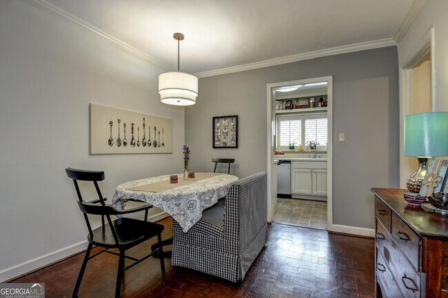 Building Photo - 282 Ardmore Cir NW