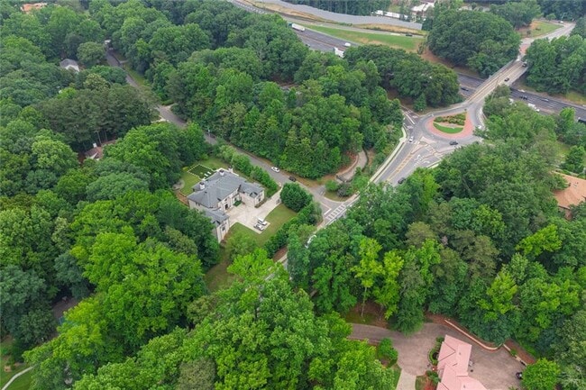 Building Photo - 5965 Riverside Dr