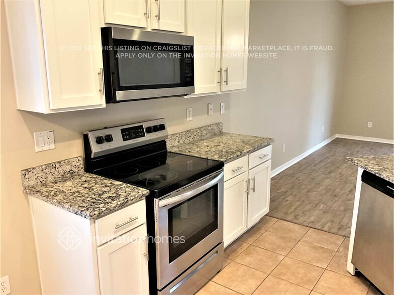 Building Photo - 1638 Maeve Cir