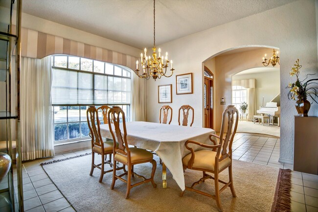 Building Photo - 13471 Miles Standish Port