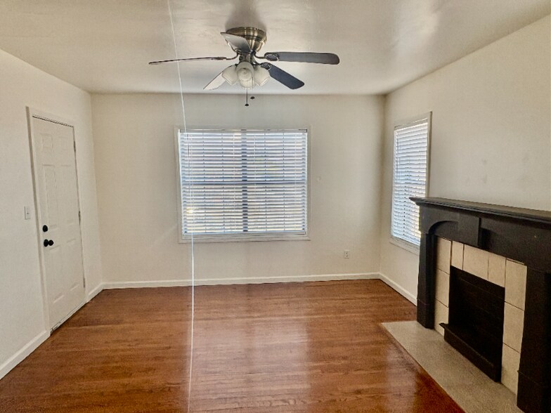 Building Photo - 2600 NW 12th St