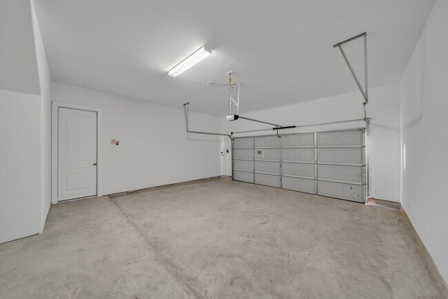 Building Photo - 3244 Loam Ln