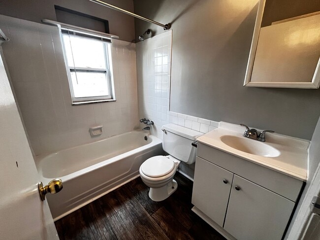 Building Photo - 4405 Landside Dr