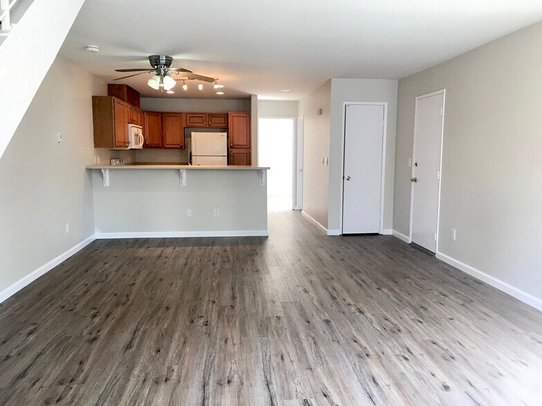 Living area with Kitchen - 7853 Camino Raposa