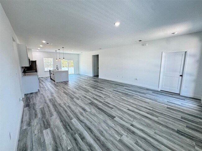 Building Photo - 455 Marion Oaks Dr