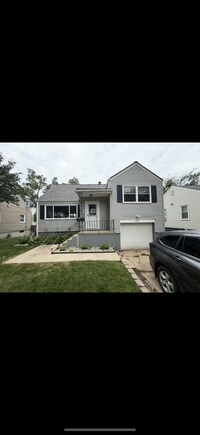 Building Photo - 3 Bedroom in Midtown!