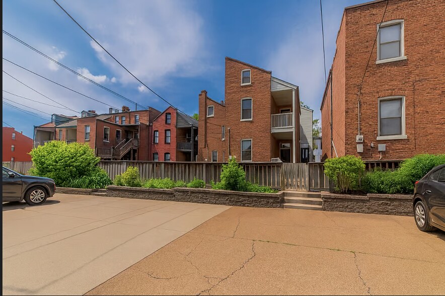 Building Photo - 2014 S 11th St