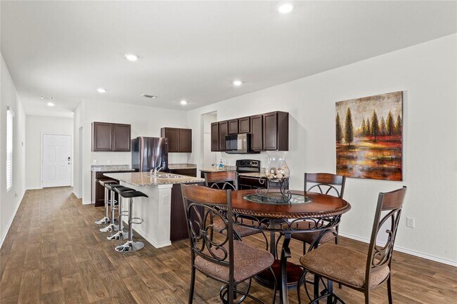 Building Photo - 14806 Bajada Rd