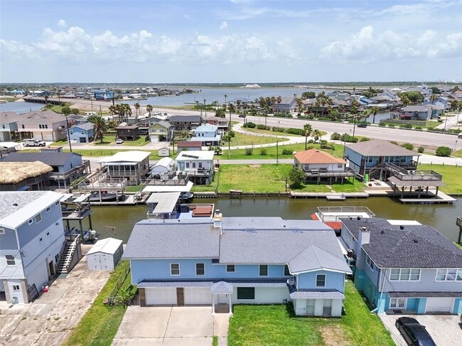 Building Photo - 77 Bayou Vista Dr