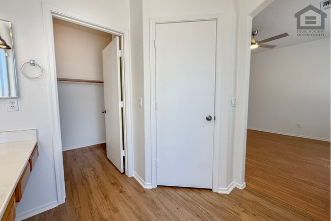 Building Photo - 4Bed/2Bath House in El Mirage! Ready for Immediate Move-In!