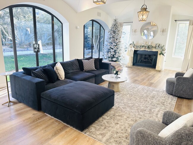 Building Photo - 40308 Vista Pelona Dr