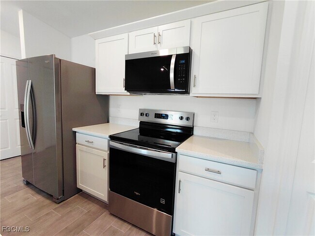 Building Photo - 909 NW 30th St