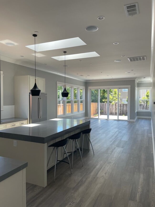 Building Photo - SUNNYVALE - Brand New Construction. 4 Bed 3 Full Bath in Quiet Sunnyvale Neighborhood.