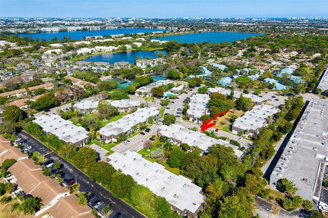 Building Photo - 3111 Oakland Shores Dr