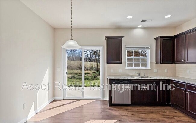 Building Photo - 2326 McCampbell Wells Way