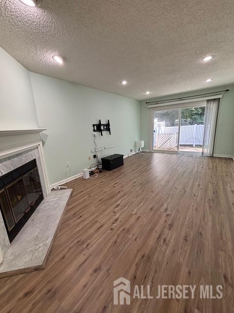 Building Photo - 62 Sapphire Ln