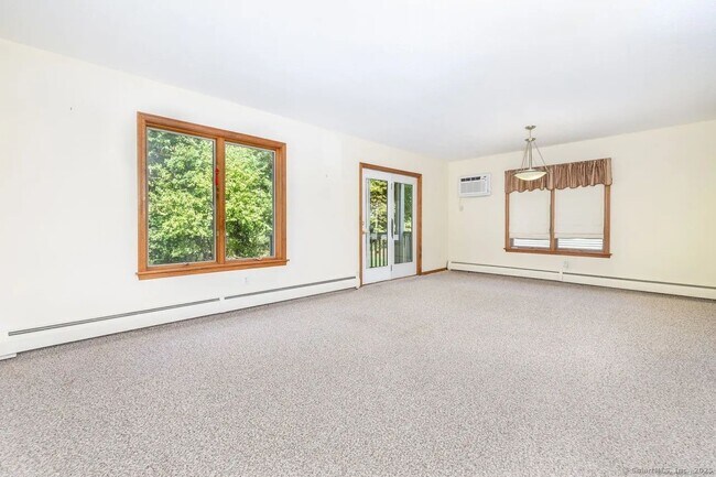 Building Photo - 46 Millbrook Ct