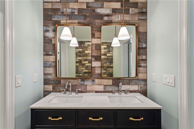 Building Photo - 2578 Middle Coray Cir