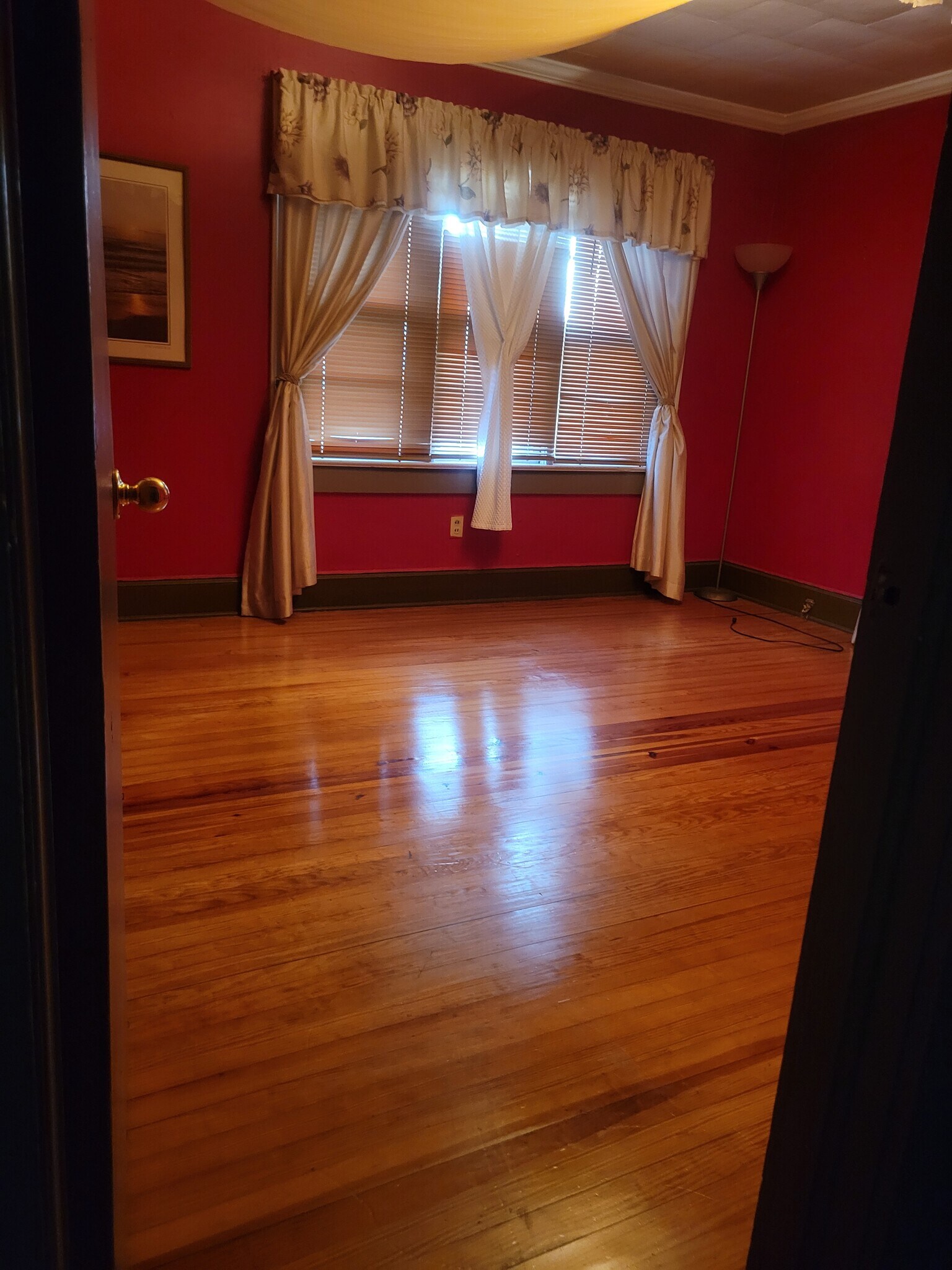 Building Photo - 206 N McCaskey Rd