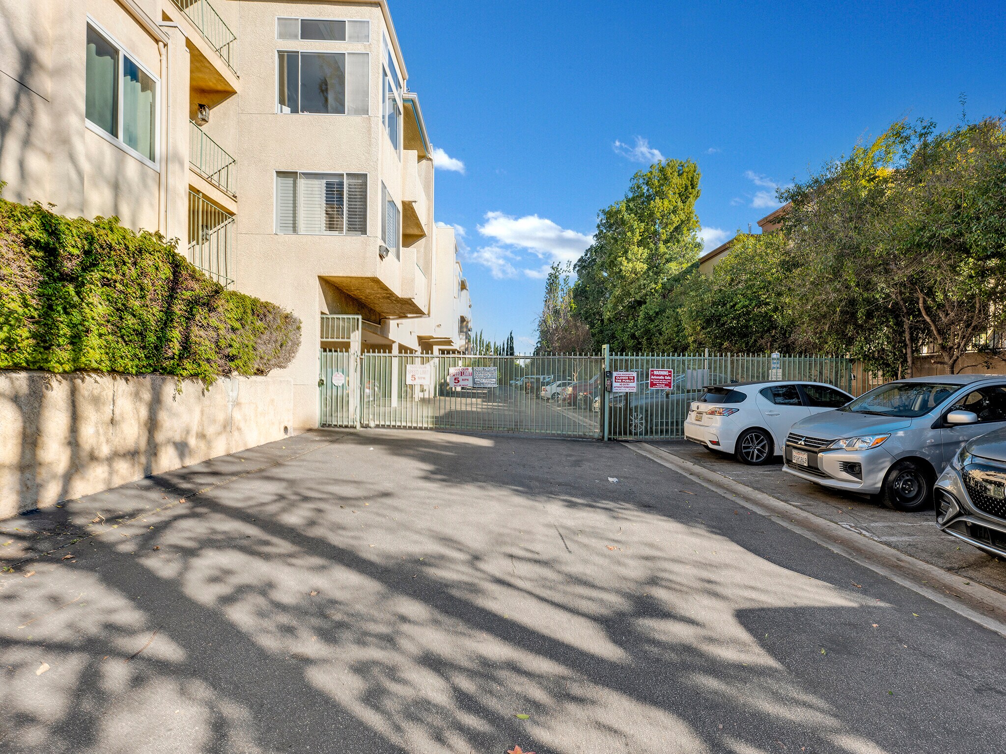 Building Photo - 7800 Topanga Canyon Blvd