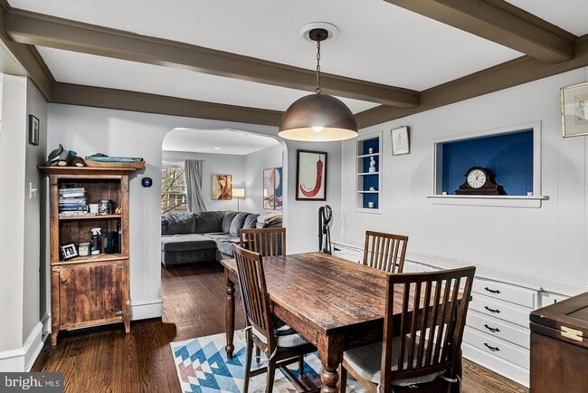 Building Photo - 339 Comly Ave