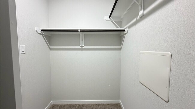 Building Photo - 11982 Wisteria Mdws Dr