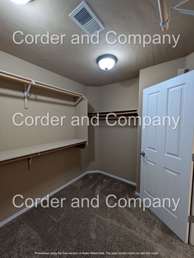 Building Photo - Massive 2 Story 3Bedroom 2.5 Bathroom, 2 Car Garage Townhouse at 1,838 Sq Ft.