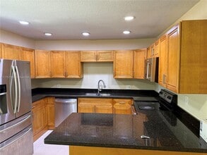 Building Photo - 3 bedroom in Ft Lauderdale FL 33312
