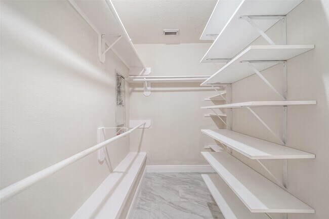 Building Photo - 4822 Mosaic Canyon Ct