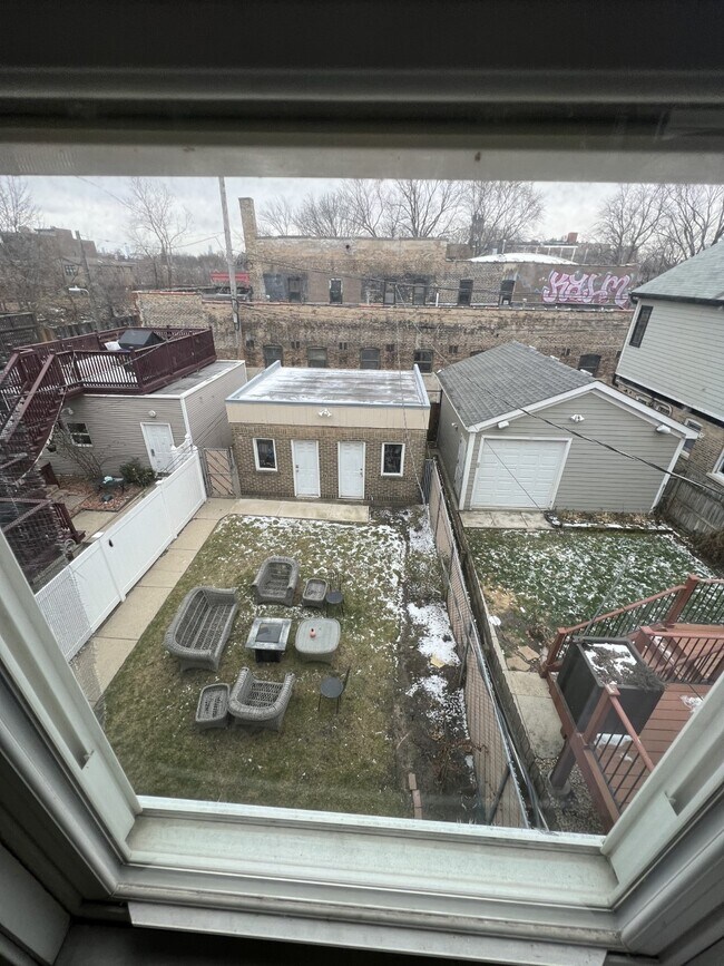 Back Yard - 1807 W Eddy St