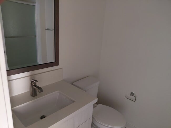 Building Photo - 2040 Quartet Loop