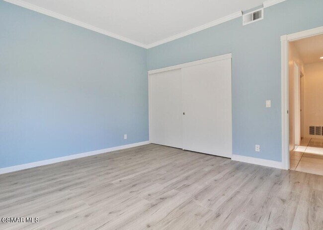 Building Photo - 4590 Fern Valley Ct