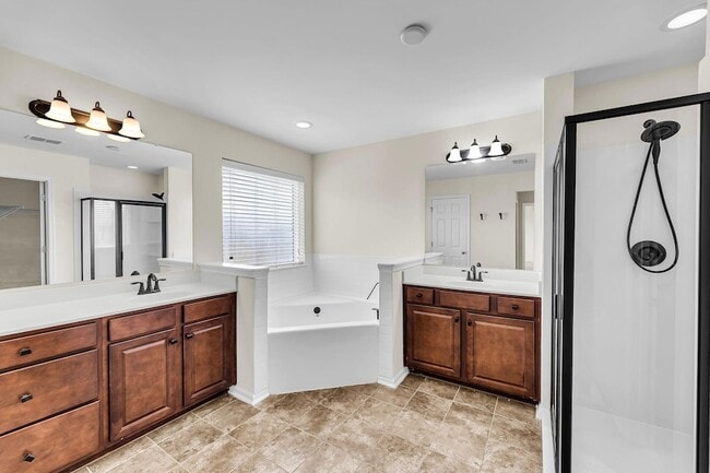 Building Photo - 316 Beachgrass Ln